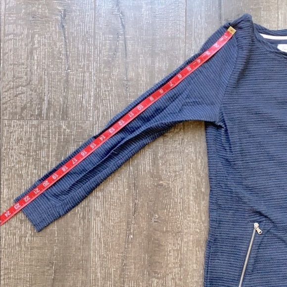 Lou & Grey Navy Blue Textured Knit Sweatshirt Tunic Zip Pockets Size XS - Picture 9 of 11